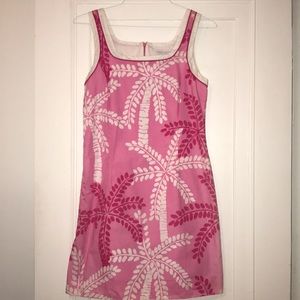 Classic Lilly Pulitzer pink and white shift dress